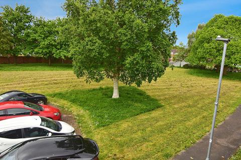 19 Cliff Bastin Close, Exeter, EX2 5QW