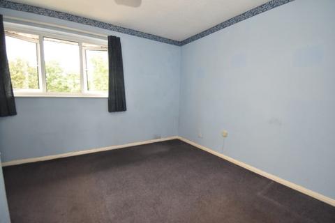 19 Cliff Bastin Close, Exeter, EX2 5QW