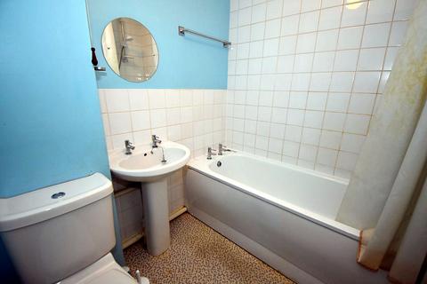 19 Cliff Bastin Close, Exeter, EX2 5QW