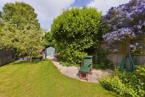 2 bedroom end of terrace house for sale, Church End, Cambridge