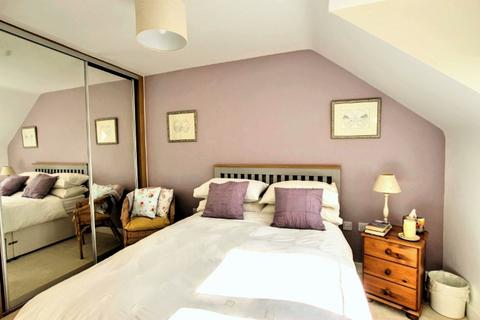 45 Renfields, Haywards Heath, RH16 4UG