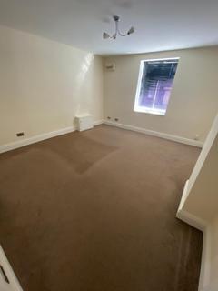 1 bedroom flat to rent, Heron street, Stoke-on-Trent ST4 3AR
