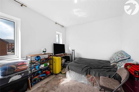 31 Freeman Close, Castle Hill, Swanscombe, DA10 1BY