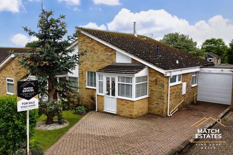 12 Grasmere Gardens, Folkestone, CT19 5JN