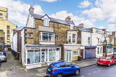 2 bedroom flat for sale, Claremont Road, Morecambe LA4