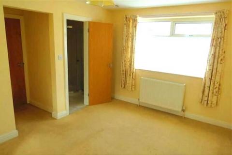 2 bedroom flat for sale, Derby Road, Thornton Cleveleys FY5