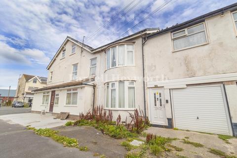 2 bedroom flat for sale, Derby Road, Thornton Cleveleys FY5