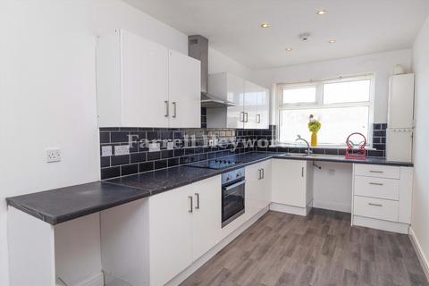 2 bedroom flat for sale, Derby Road, Thornton Cleveleys FY5