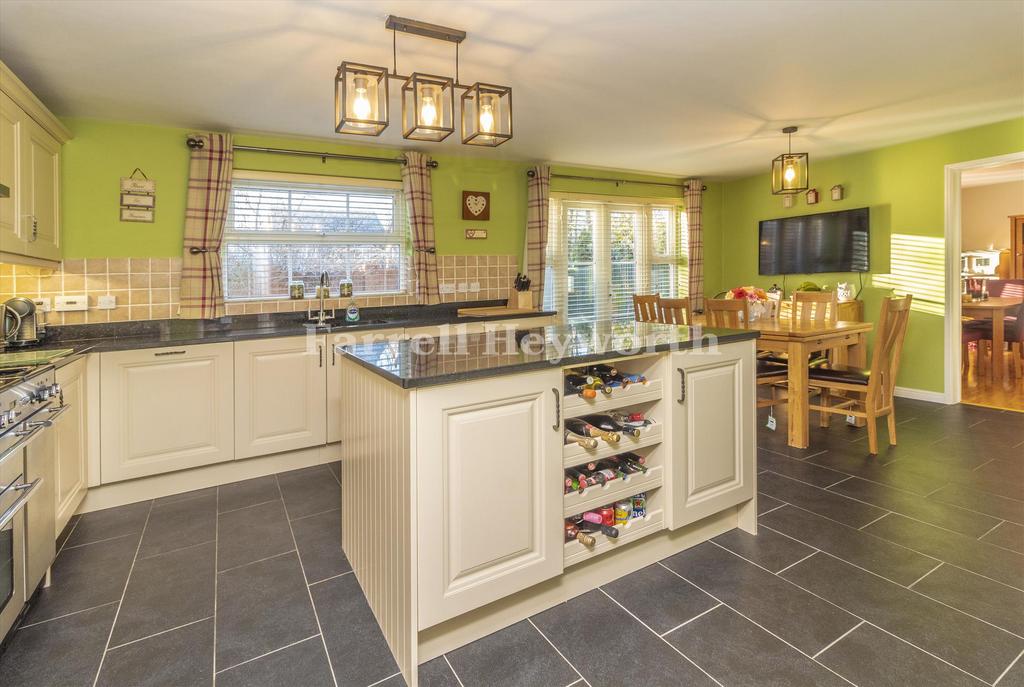 Kitchen  Diner image