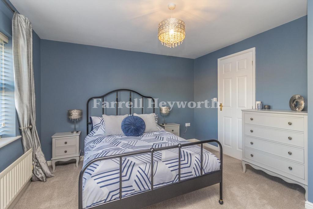 Bedroom 3 image 2