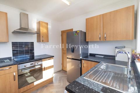 11 Derwent Close, Knott End On Sea, Poulton-le-fylde, FY6 0QF