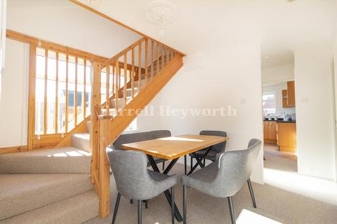 11 Derwent Close, Knott End On Sea, Poulton-le-fylde, FY6 0QF