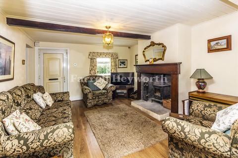 2 bedroom house for sale, Moss Lane, Preston PR4