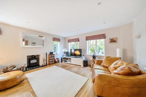 4 bedroom detached house for sale, Brightwell-Cum-Sotwell,  Oxfordshire,  OX10