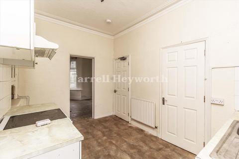 2 bedroom flat for sale, Chatsworth Road, Morecambe LA3