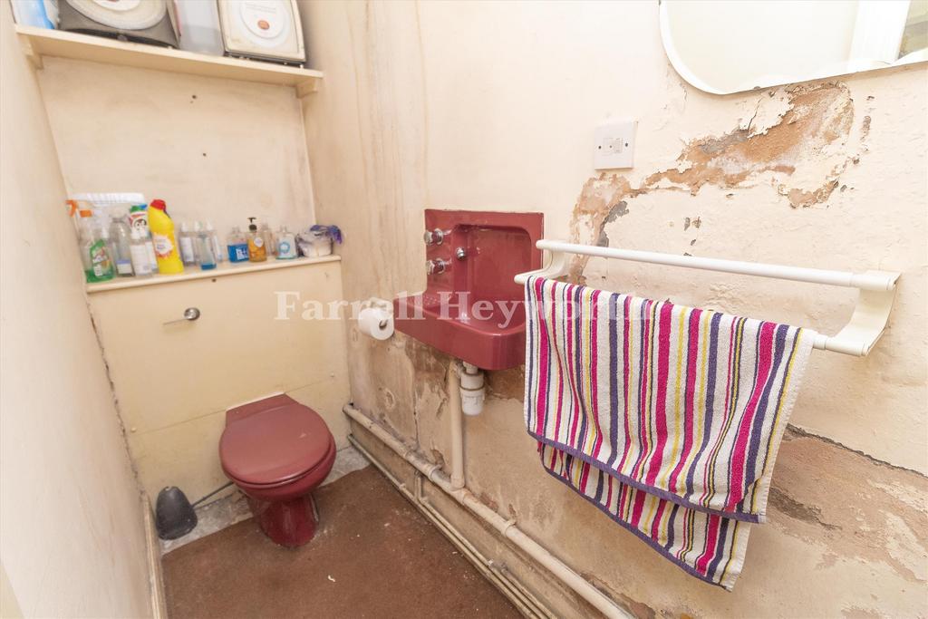 Post Office WC