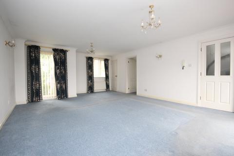 4 bedroom property for sale, Alumhurst Road, Bournemouth, BH4