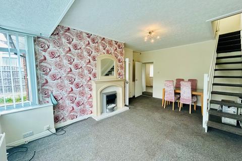 3 bedroom bungalow to rent, Thompson Close, Dane Bank, Manchester, Greater Manchester, M34