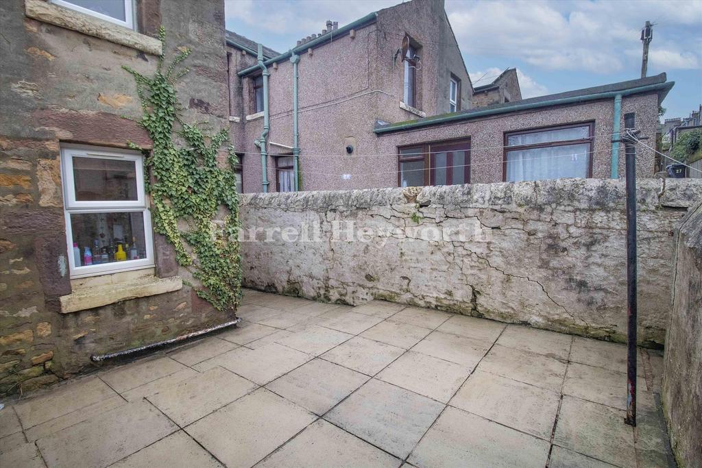 Rear yard view 2
