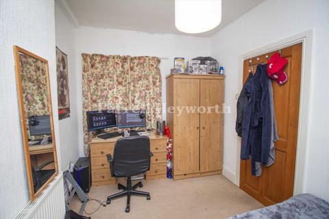16 Balmoral Road, Lancaster, LA1 3BU