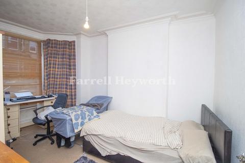 16 Balmoral Road, Lancaster, LA1 3BU