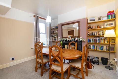 56 Vale Road, Lancaster, LA1 2JL