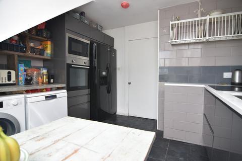 4 bedroom flat for sale, Wellington Place, Leith, Edinburgh EH6