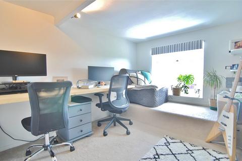 10 Arundel Drive, Rodborough, Stroud, GL5 3SH