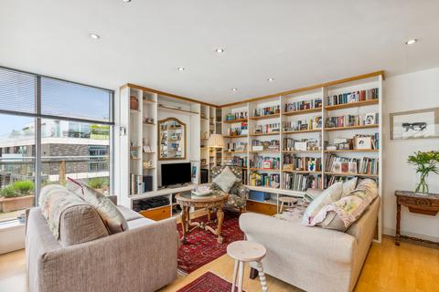 2 bedroom duplex for sale, Balham Hill, London, Wandsworth, SW12