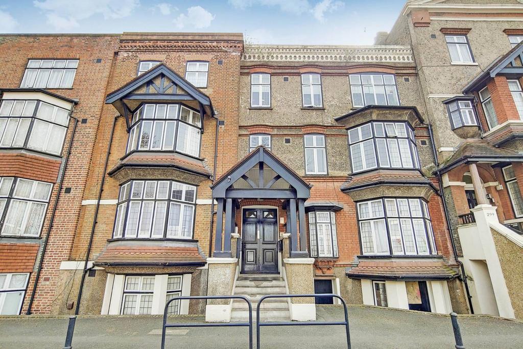 Clapham Road, Stockwell, London, SW9 1 bed flat - £1,850 pcm (£427 pw)