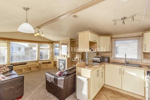 2 bedroom house for sale, Oxcliffe Road, Morecambe LA3