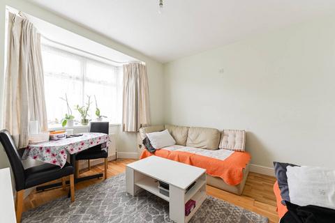 2 bedroom flat for sale, Eton Court, North Wembley, Wembley, HA0