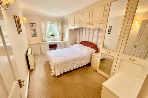 1 bedroom flat for sale, Sharoe Bay Court, Preston PR2