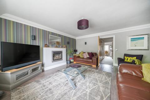 2 bedroom maisonette for sale, Beech Road, Haslemere, Surrey, GU27