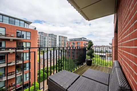 2 bedroom flat for sale, Amphion House, Woolwich Riverside, London, SE18