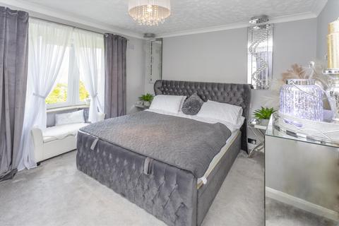 28 Balmoral Road, Morecambe, LA4 4JW