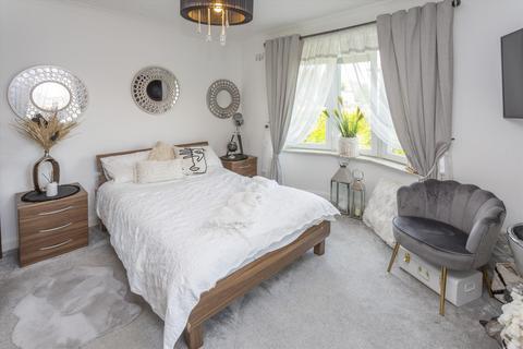 28 Balmoral Road, Morecambe, LA4 4JW