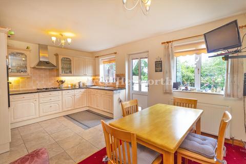 4 bedroom detached house for sale, Chelwood Close, Poulton Le Fylde FY6