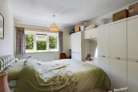 3 bedroom semi-detached house for sale, Pike Corner, Aylesbury, Buckinghamshire