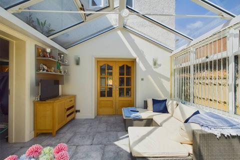 5 bedroom detached house for sale, Arundel Road, Worthing BN13