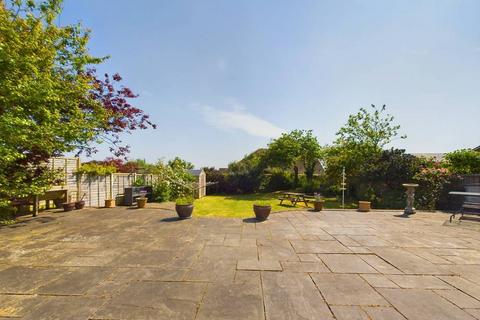 5 bedroom detached house for sale, Arundel Road, Worthing BN13
