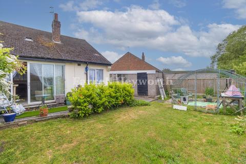 3 bedroom bungalow for sale, Chester Avenue, Poulton Le Fylde FY6