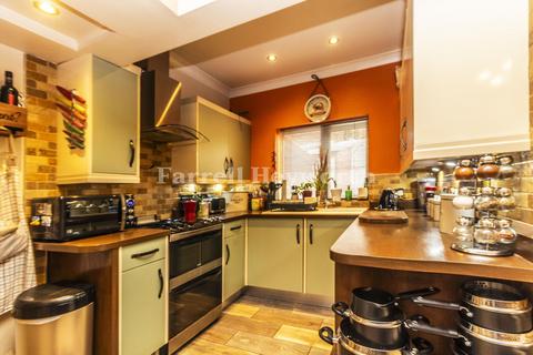 3 bedroom house for sale, Osborne Street, Preston PR1