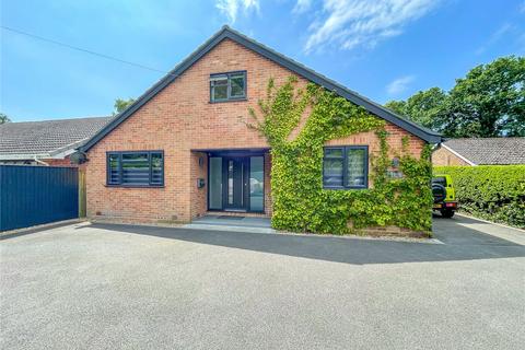 4 bedroom detached house for sale, Ringwood Road, Bransgore, Christchurch, Dorset, BH23