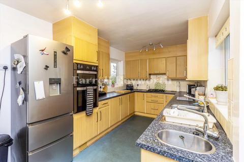 260 Heysham Road, Heysham, Morecambe, LA3 1NW