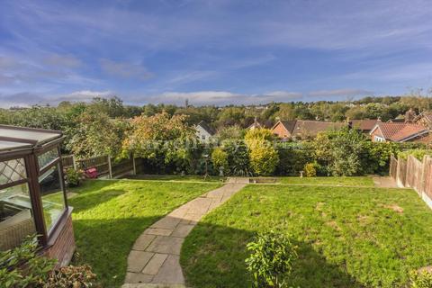 45 Ashdown Drive, Clayton Le Woods, Chorley, PR6 7SQ
