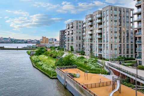 1 bedroom apartment for sale, Plot B-07-07, 1 bedroom river view apartment at Royal Albert Wharf, Skipper Building, Isabella Walk E16