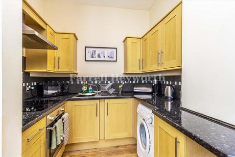 1 bedroom flat for sale, Marina Court, Barrow In Furness LA14