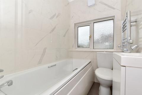 7 Dickensons Lane, London, SE25 5HJ