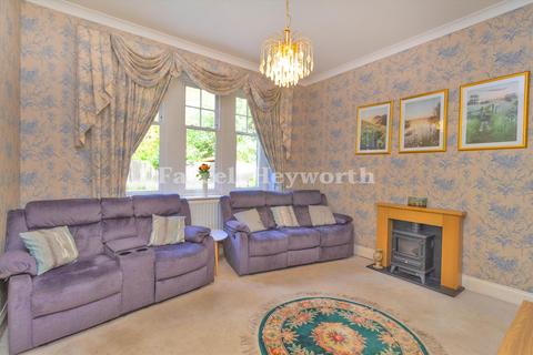 6 bedroom house for sale, Parkgate Drive, Lancaster LA1